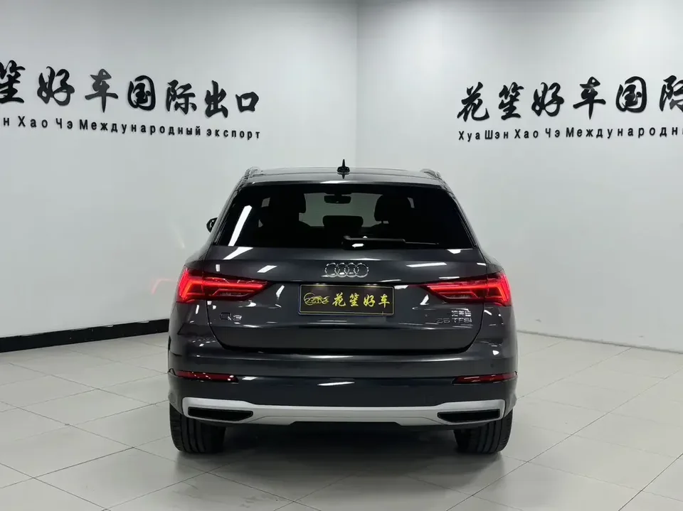 Audi Q3 Audi Q3 2022 35 TFSI Stylish and Elegant 2022 — миниатюра 2