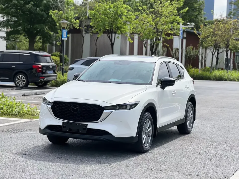 Mazda CX-5 Mazda CX-5 2024 2.0L Automatic 2WD Smart Model 2024 — photo 1, buy with delivery to Moscow