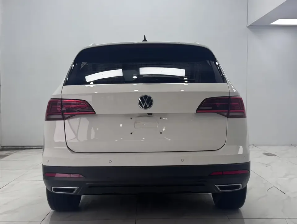 Volkswagen Tharu tuyue 2022 280TSI 2WD Deluxe Edition 2022 — миниатюра 2