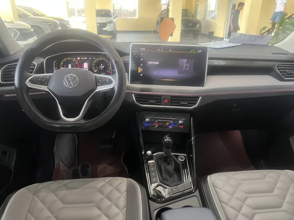 Volkswagen Tayron Tanyue 2023 280TSI 2WD Luxury Plus Advanced Edition 2023 — thumbnail 3