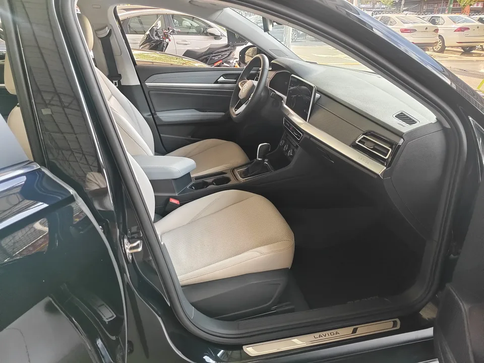Volkswagen Lavida Lavida 2023 Modified 1.5L Automatic Fully Edition 2023 — thumbnail 2