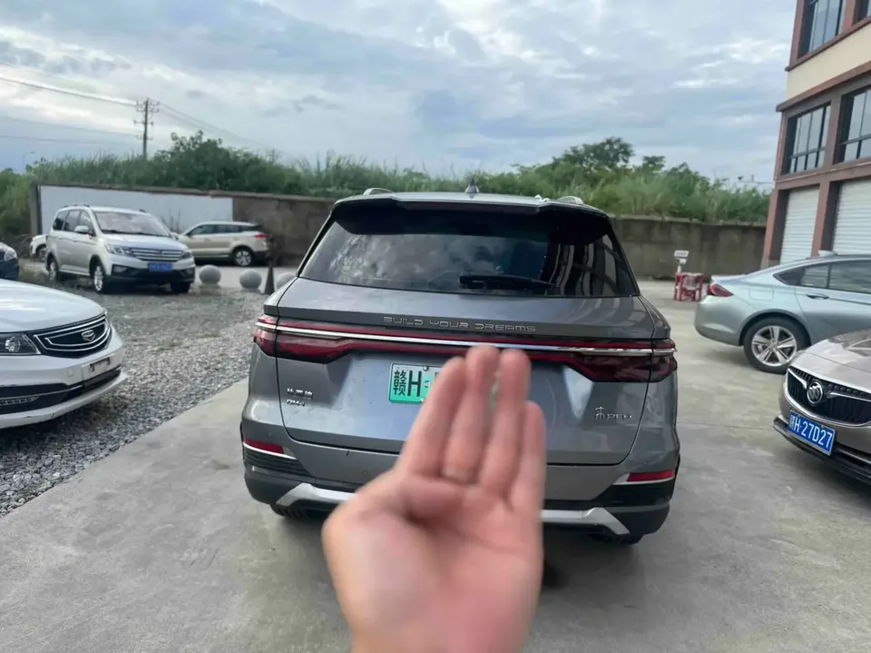 BYD Song Pro DM Song Pro DM 2022 DM-i 51km Premium 2022 — thumbnail 2