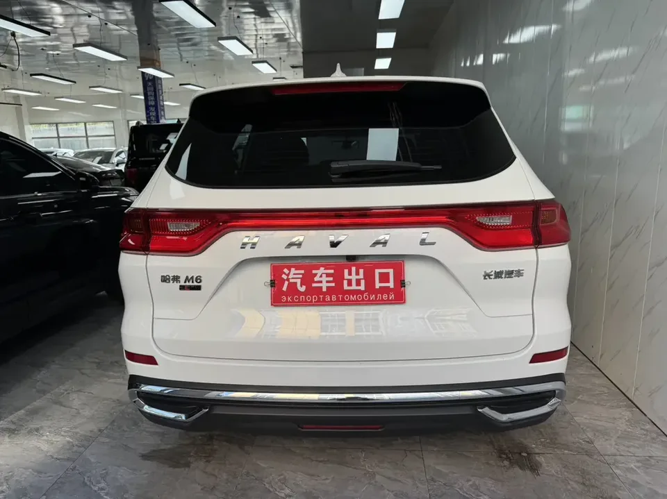 Haval M6 Haval M6 2021 PLUS 1.5T DCT Luxury Intelligent Connection 2023 — миниатюра 2