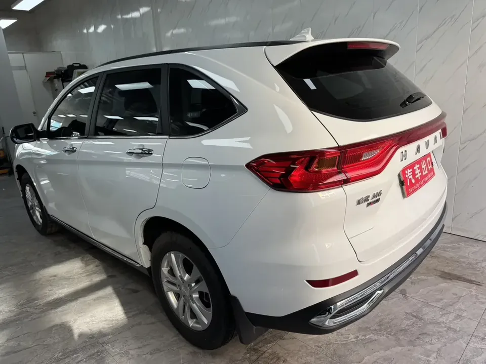 Haval M6 Haval M6 2021 PLUS 1.5T DCT Luxury Intelligent Connection 2023 — миниатюра 4