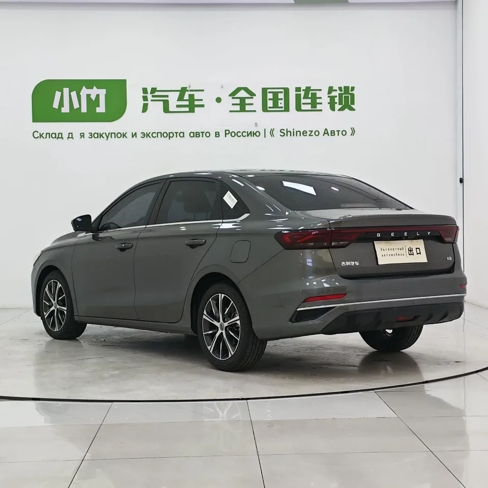 Geely Emgrand emgrand 2022 4th Generation 1.5L CVT Premium 2022 — thumbnail 2