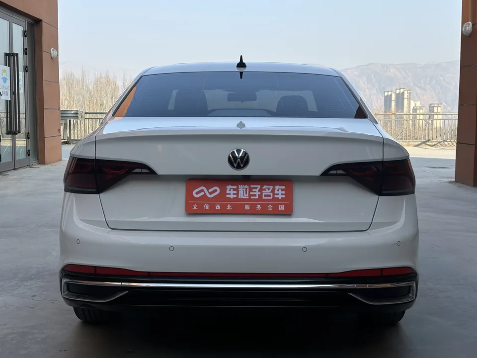 Volkswagen Sagitar Sagitar 2023 280TSI DSG Beyond Edition 2022 — thumbnail 2
