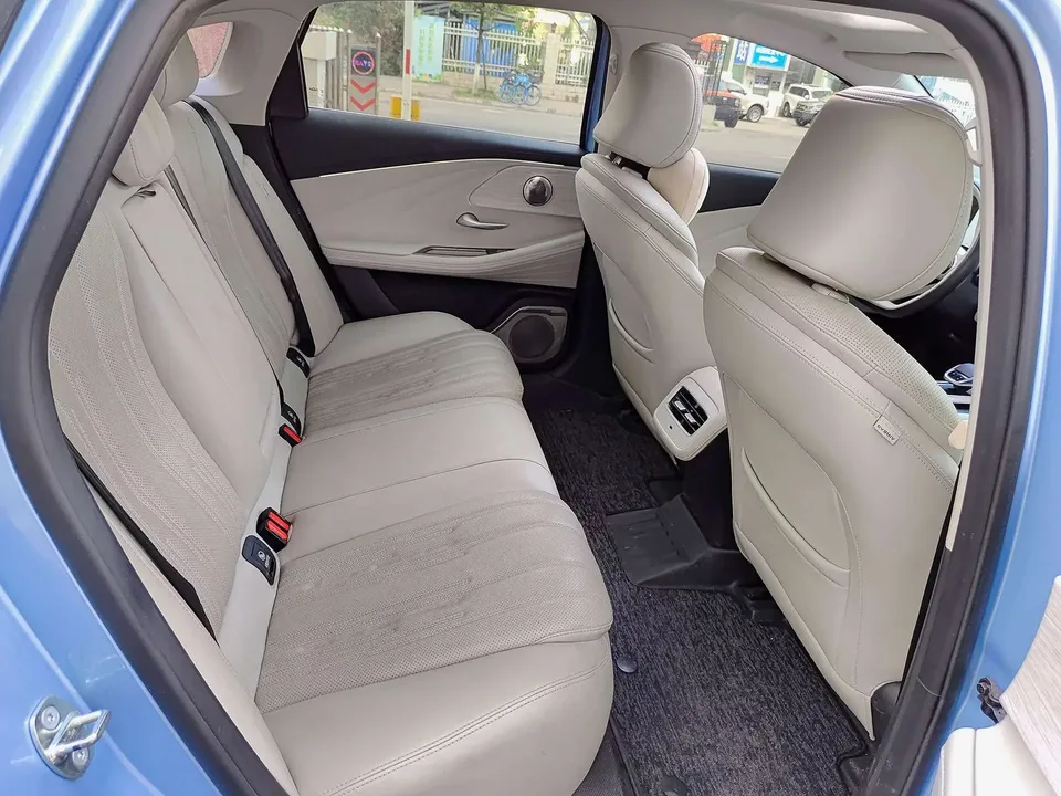 Chery Fengyun A8 Fengyun A8 2024 Yuanhang Edition 127 Deluxe 2024 — thumbnail 3
