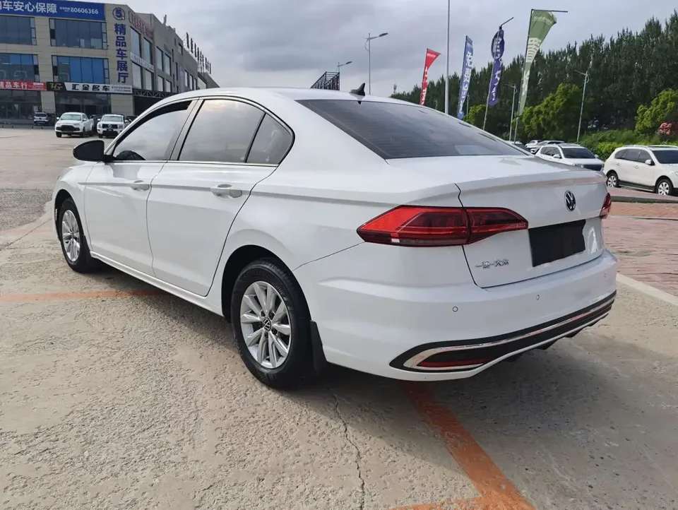 Volkswagen Bora Bora 2023 1.5L Automatic Limited Edition 2023 — thumbnail 4