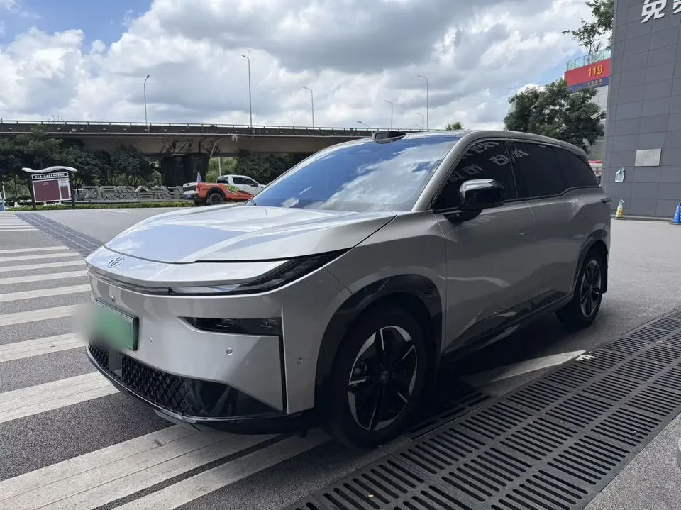 Toyota Bozhi 3X Bozhi 3X 2025 520 Pro LiDAR Edition 2025 — photo 1, buy with delivery to Moscow