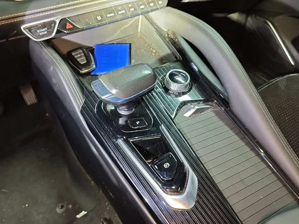 Geely Monjaro Xingyue L 2024 2.0TD DCT EVO 2WD Changfeng Edition 2024 — thumbnail 4