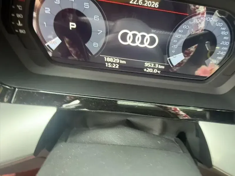 Audi A3 Audi A3 2023 Sportback 35 TFSI Stylish and sporty 2023 — thumbnail 3