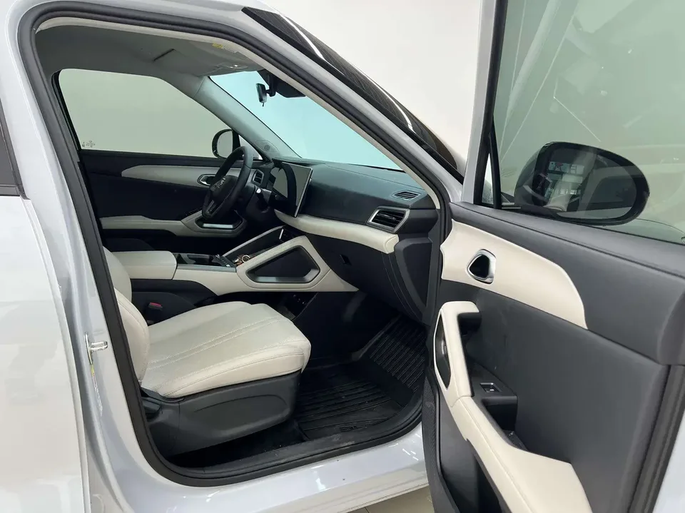 BYD Yuan Up Yuan UP 2025 Smart Driving Edition 401KM Vitality Edition 2025 — thumbnail 5