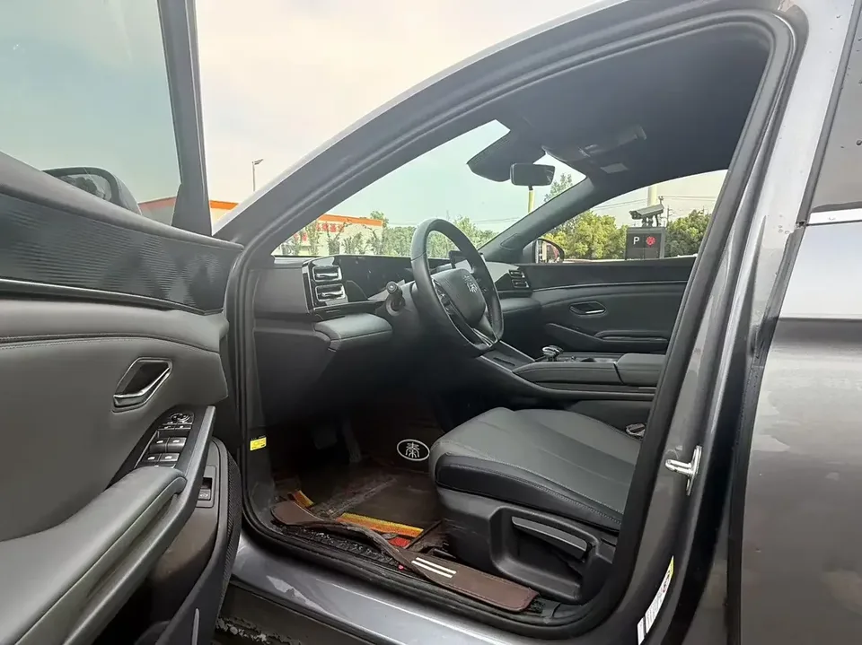 BYD Qin L DM Qin L DM 2024 DM-i 80KM Leading Type 2024 — thumbnail 3