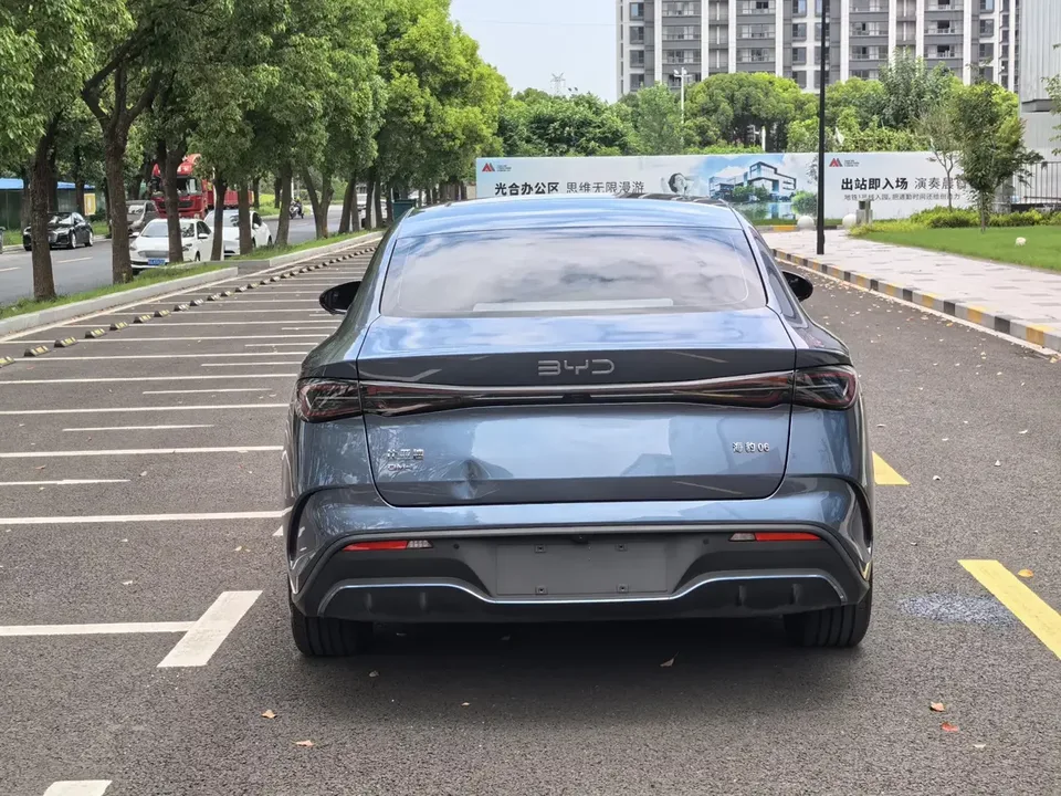 BYD Seal 06DM Seal 06DM 2024 DM-i 120KM Premium 2024 — thumbnail 2