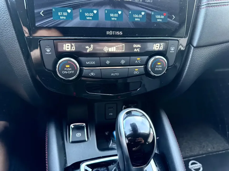 Nissan Qashqai Qashqai 2022 2.0L XV Prem. Deluxe Edition 2022 — thumbnail 3