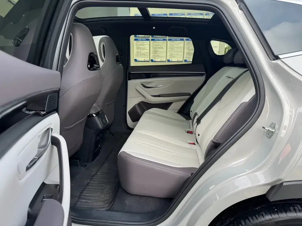 BYD Song PLUS DM Song PLUS DM 2025 DM-i 112KM Premium 2024 — thumbnail 4