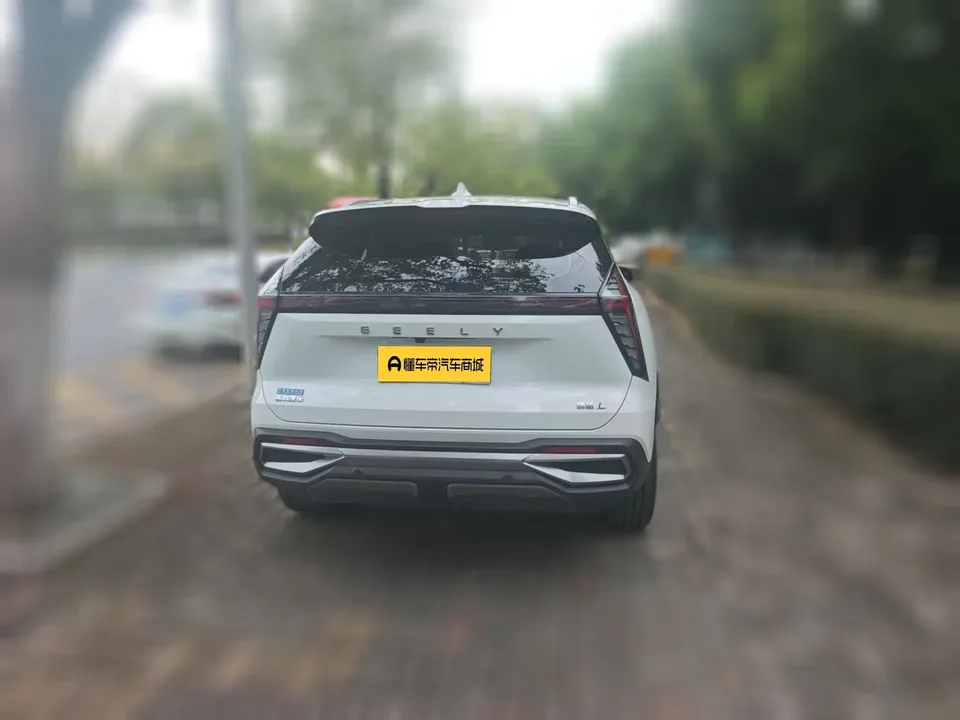Geely Atlas L Boyue L 2023 1.5TD DCT Premium 2023 — thumbnail 2