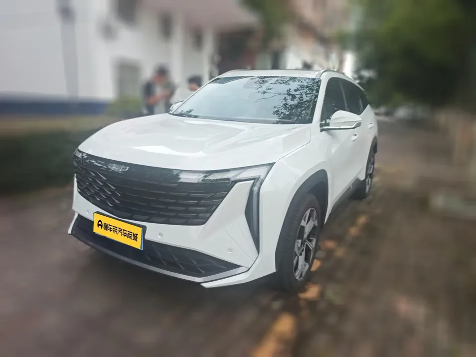 Geely Atlas L Boyue L 2023 1.5TD DCT Premium 2023 — photo 1, buy with delivery to Moscow