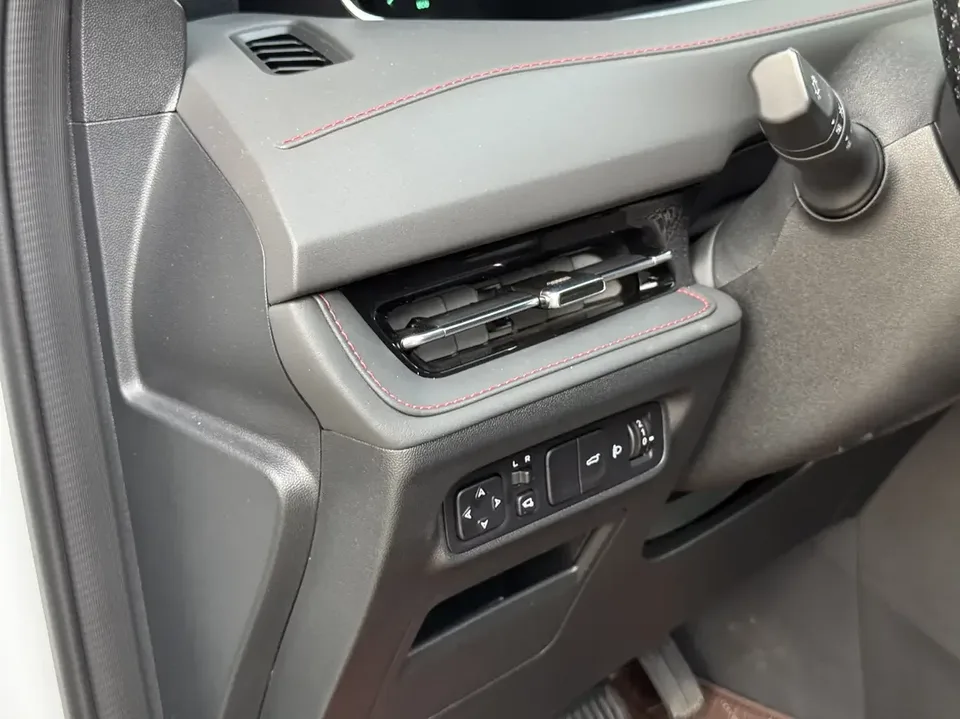 Changan CS55 Plus Changan CS55 PLUS 2024 The third generation 1.5T DCT premium model 2024 — thumbnail 4