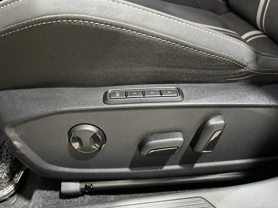 Volkswagen Golf golf 2021 280TSI DSG R-Line 2022 — thumbnail 5