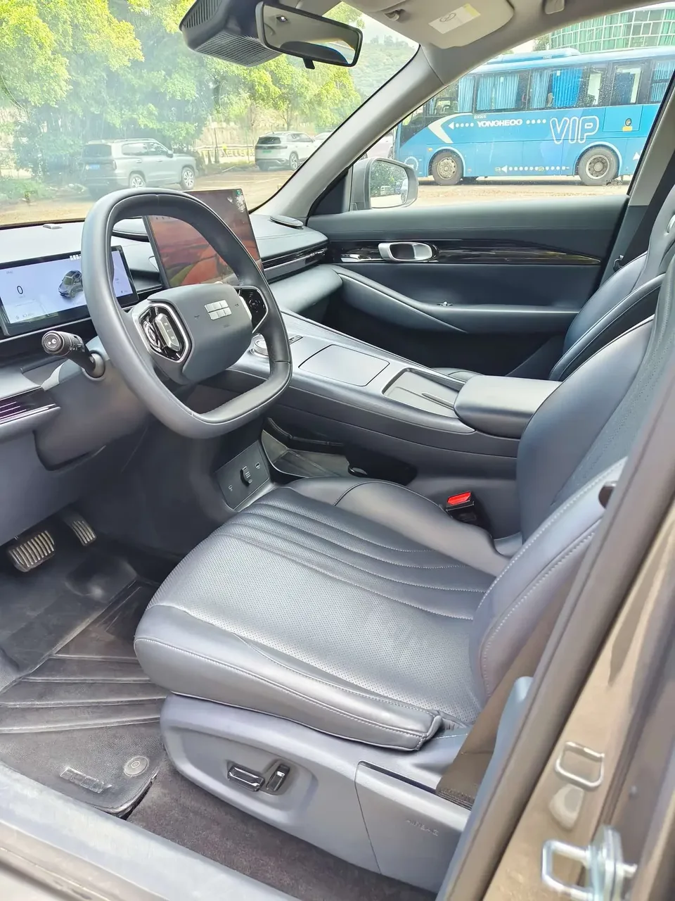 Geely Galaxy E5 Galaxy E5 2024 530km long-distance version 2025 — thumbnail 3