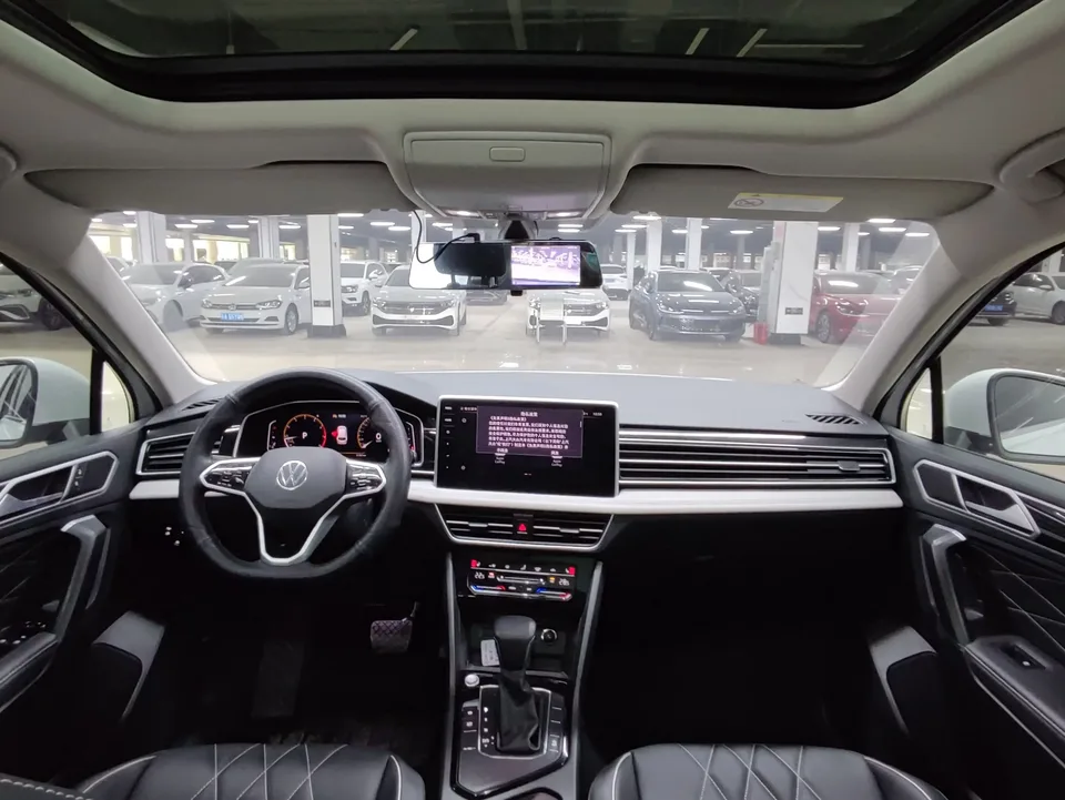 Volkswagen Tiguan L Tiguan L 2023 280TSI Limited Edition 2022 — thumbnail 4