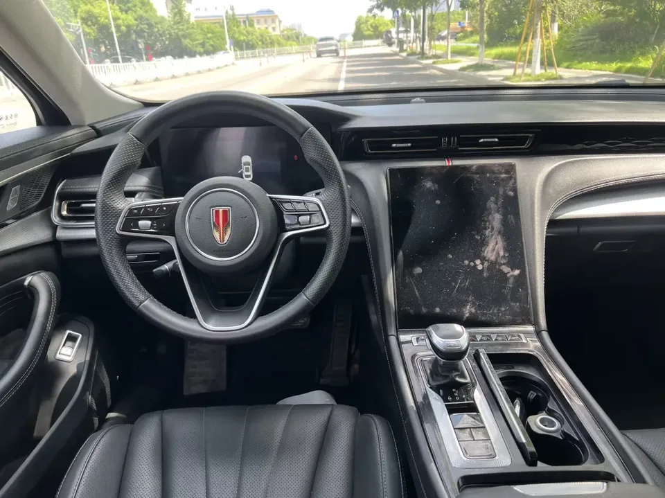Hongqi H5 Hongqi H5 2024 1.5T DCT Zhilian Qiyue Edition 2024 — thumbnail 3