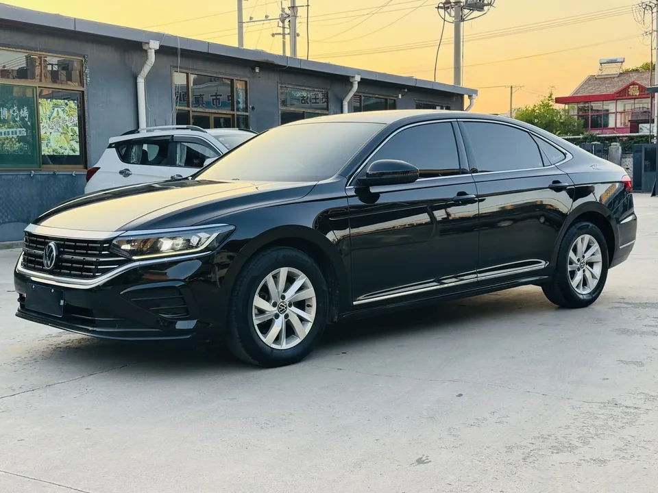 Volkswagen Passat Passat 2022 280TSI Business Edition 2022 — фото 1, купить с доставкой в Москву