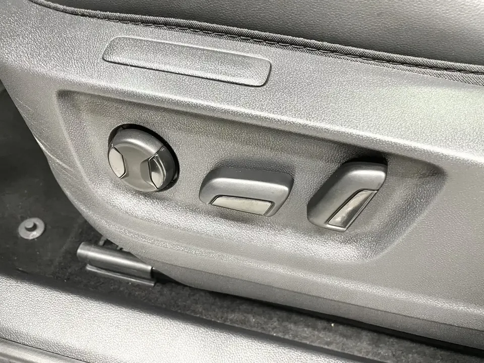 Volkswagen Tharu tuyue 2022 280TSI 2WD Deluxe Edition 2022 — thumbnail 3