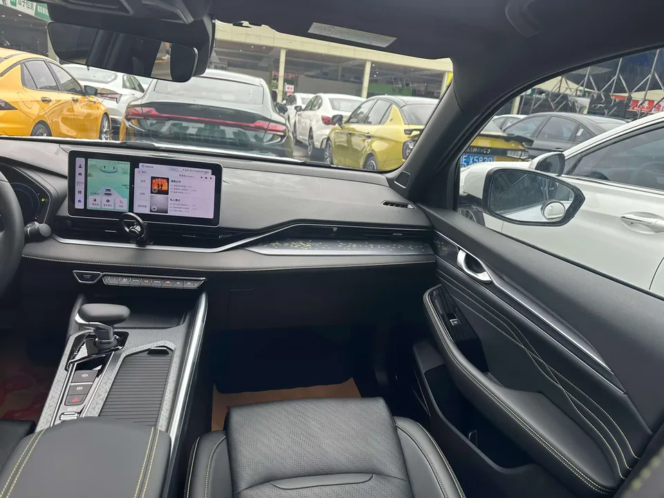 Geely Preface Xing Rui 2023 1.5T Kunlun Edition 2023 — thumbnail 3