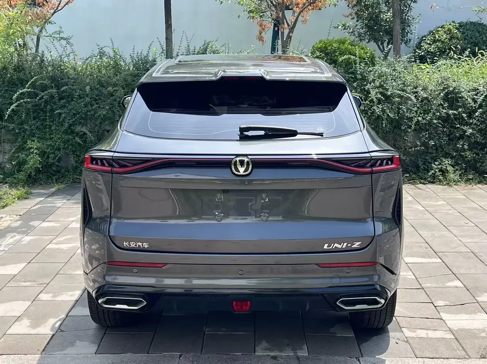Changan UNI-Z PHEV Changan UNI-Z PHEV 2024 Blue Whale iDD 125KM Excellence 2024 — thumbnail 2