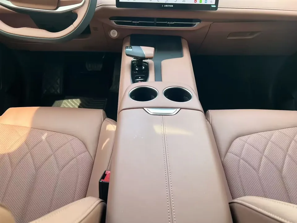 Changan UNI-Z PHEV Changan UNI-Z PHEV 2024 Blue Whale iDD 125KM Excellence 2024 — thumbnail 3