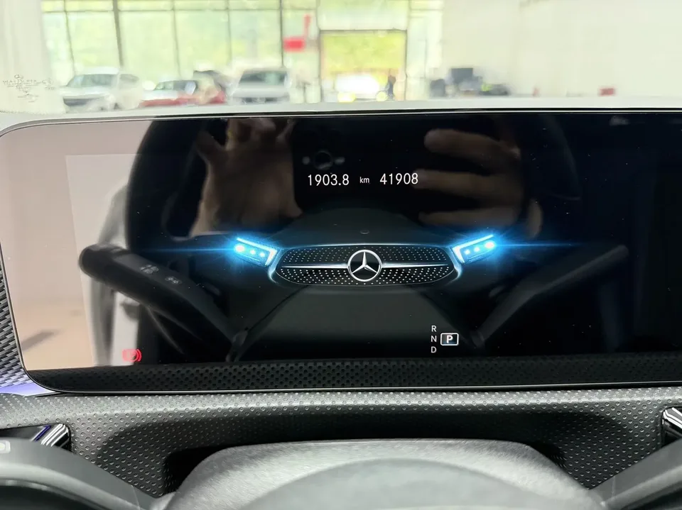 Mercedes-Benz Klasa A Mercedes Benz A Class 2022 A 180 L Sports Sedan 2022 — thumbnail 3