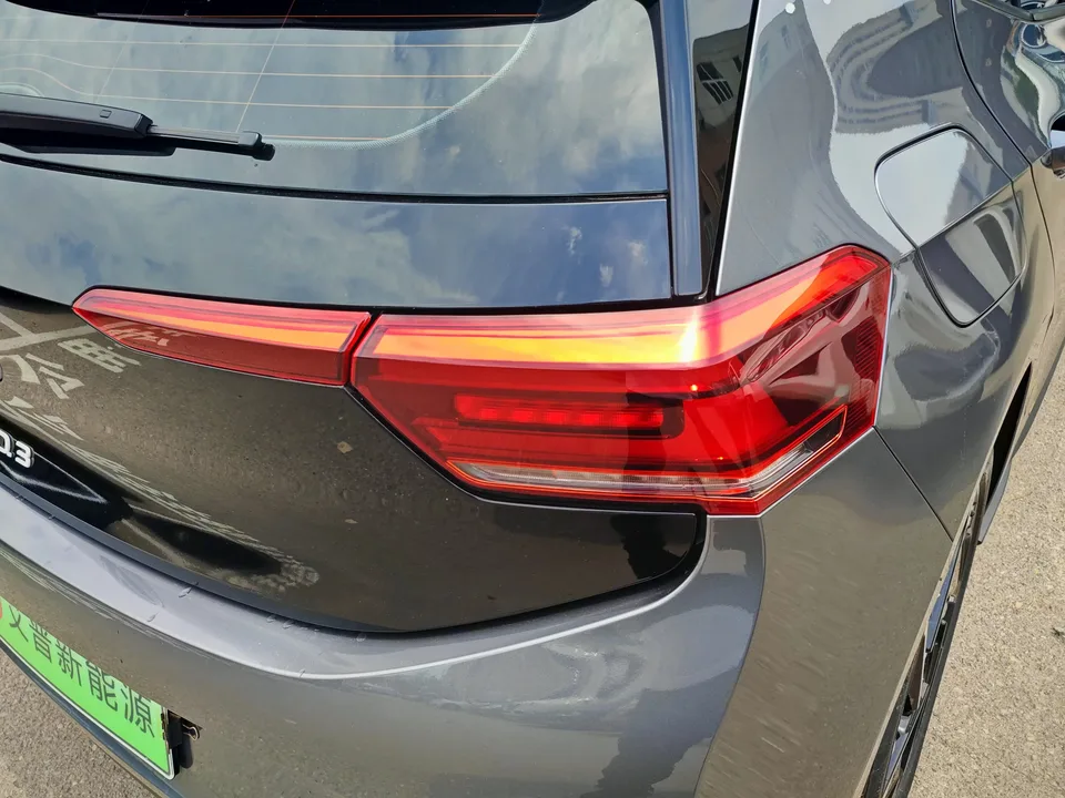 Volkswagen ID.3 Volkswagen ID.3 2024 Outstanding Edition 2024 — thumbnail 3