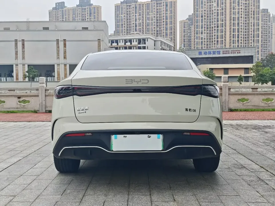 BYD Seal 06DM Seal 06DM 2024 DM-i 80KM Premium 2024 — thumbnail 2