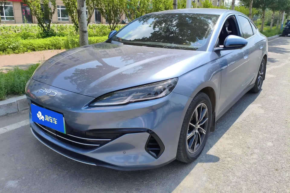 BYD Seal 06DM Seal 06DM 2024 DM-i 80KM Premium 2024 — photo 1, buy with delivery to Moscow