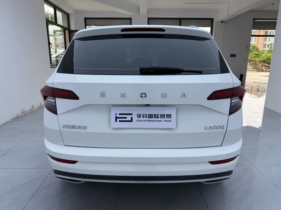 Skoda Karoq Korok 2022 TSI280 Luxury Edition 2023 — миниатюра 2