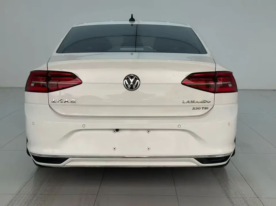 Volkswagen Lamando Lingdu 2021 230TSI DSG Fashion Edition 2022 — thumbnail 2