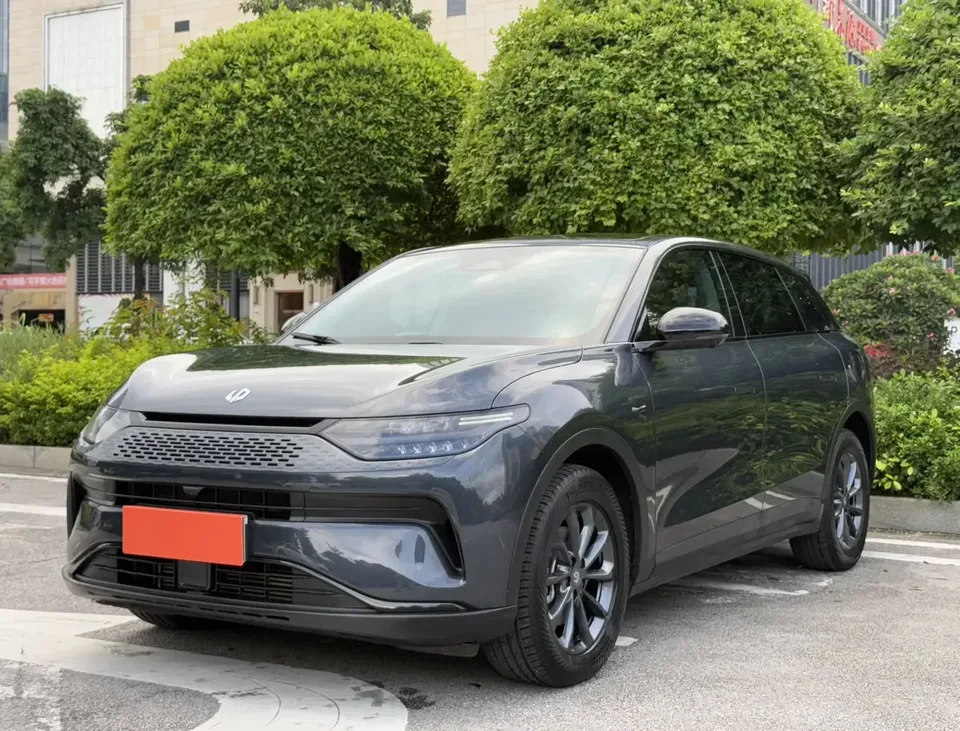 Leapmotor Zero running C11 Zero running C11 2023 Extended Range 285 Smart Edition 2023 — photo 1, buy with delivery to Moscow