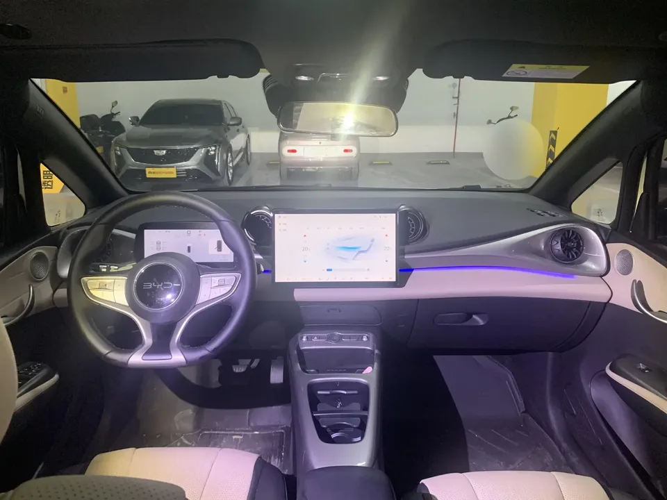 BYD Dolphin dolphin 2025 Smart Driving Edition 410KM Fashion Edition 2025 — миниатюра 3