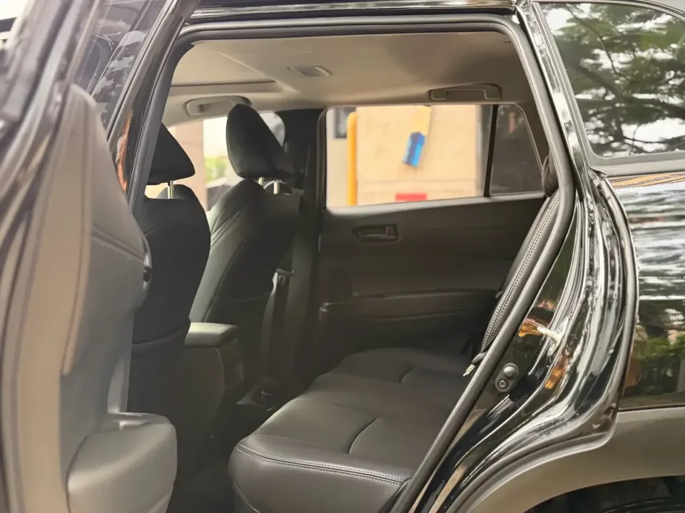 Toyota Frontlander Fenglanda 2024 2.0L Intelligent Hybrid Dual Engine Leading Edition 2025 — thumbnail 4