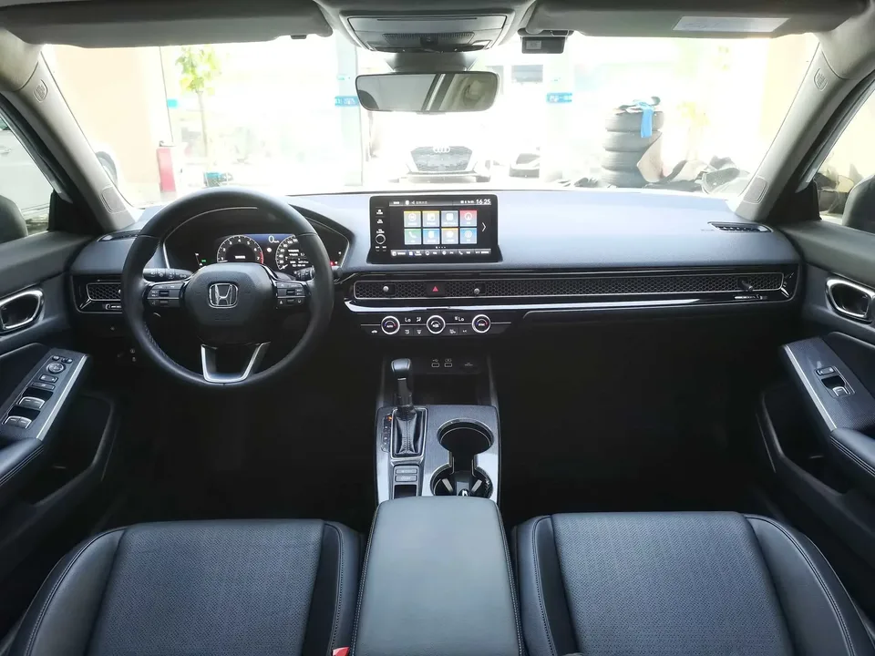 Honda Integra Style 2023 240TURBO CVT Deluxe Edition 2024 — thumbnail 5