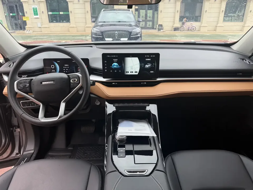 Haval H6 Haval H6 2022 The third generation 1.5T automatic two-wheel drive Max 2023 — thumbnail 2