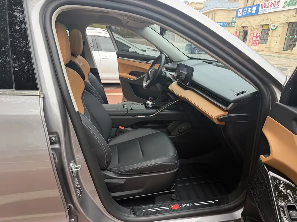 Haval H6 Haval H6 2022 The third generation 1.5T automatic two-wheel drive Max 2023 — thumbnail 3