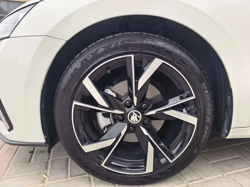 Skoda Octavia Octavia 2022 PRO TSI280 DSG Premium Edition 2022 — thumbnail 4