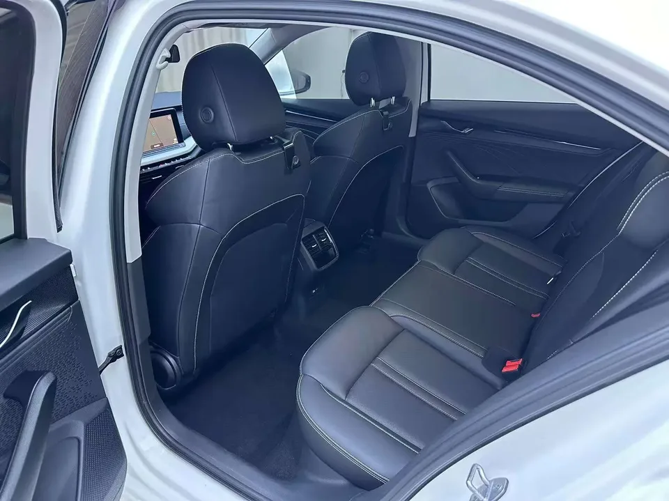 Skoda Octavia Octavia 2022 PRO TSI280 DSG Premium Edition 2022 — thumbnail 5