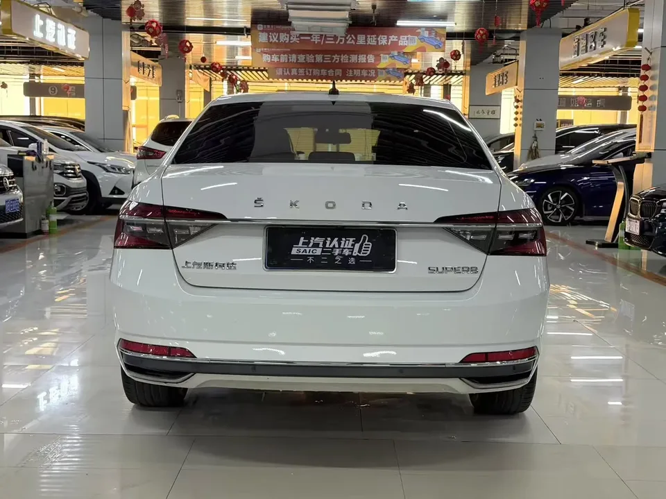 Skoda Superb Speedy 2022 TSI280 DSG Premium Edition 2022 — thumbnail 2