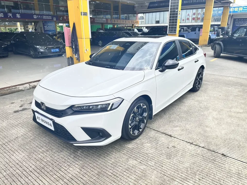 Honda CIVIC Civic 2022 240TURBO CVT Fuel Edition 2022 — фото 1, купить с доставкой в Москву