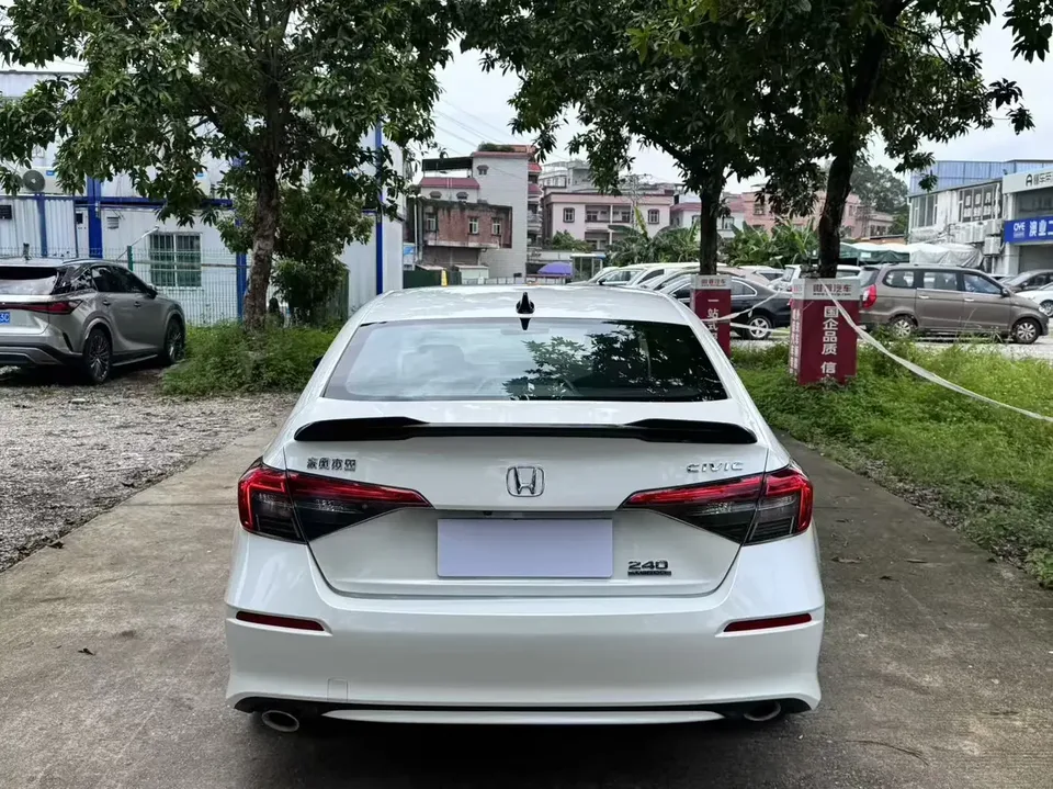 Honda CIVIC Civic 2022 240TURBO CVT Fuel Edition 2022 — thumbnail 2