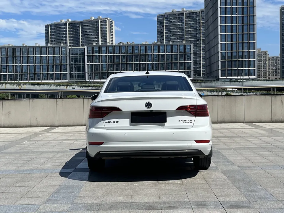 Volkswagen Sagitar Sagitar 2022 280TSI DSG Flying Edition 2022 — thumbnail 5